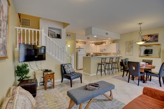 100 Palm Harbor Pkwy in Palm Coast, FL - Building Photo - Building Photo