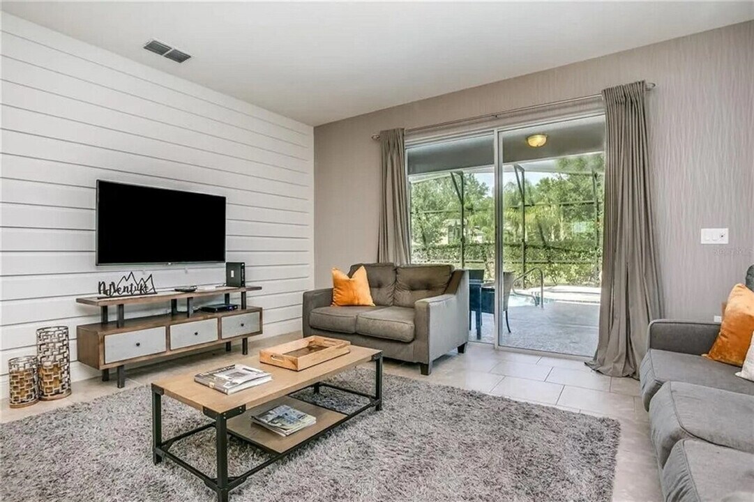 5180 Oakbourne Ave in Davenport, FL - Building Photo