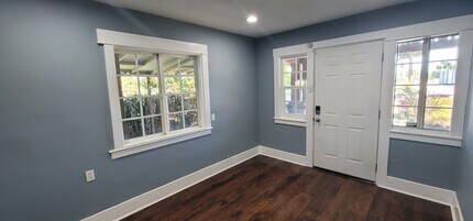 1284 Walnut St, Unit Main House in San Bernardino, CA - Foto de edificio - Building Photo