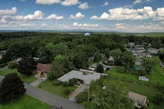 9 Truman Ct in Middletown, NY - Building Photo - Building Photo