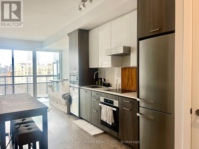 property at 11 Lillian St