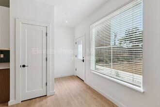 1624 NW 17th St in Oklahoma City, OK - Foto de edificio - Building Photo