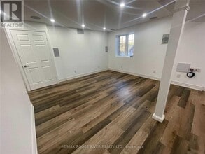 138 Rushworth Dr in Ajax, ON - Building Photo - Building Photo