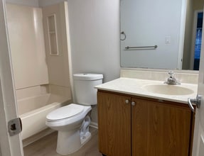 45021 Bennett Pl in Churchville, PA - Foto de edificio - Building Photo