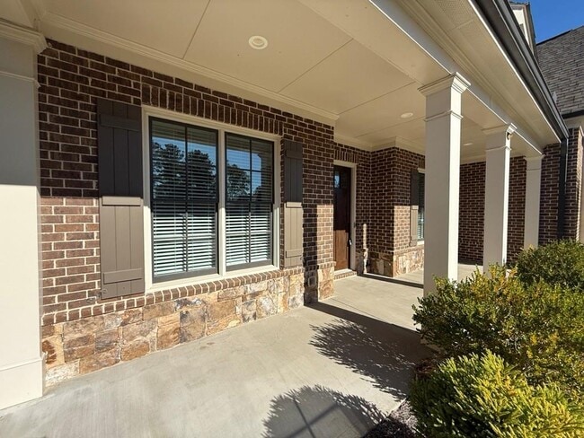 535 Settles Brook Court in Suwanee, GA - Building Photo - Building Photo