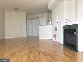 1625 International Dr in McLean, VA - Building Photo