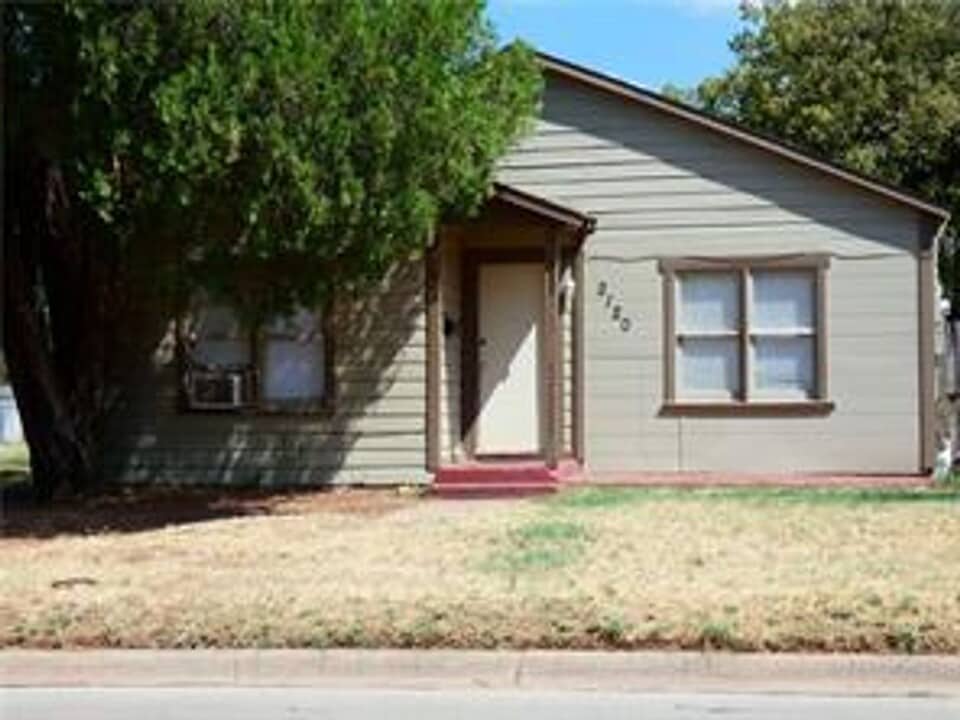 2120 N 6th St in Abilene, TX - Building Photo