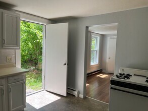 93 Bellevue Ave in Haverhill, MA - Building Photo - Building Photo