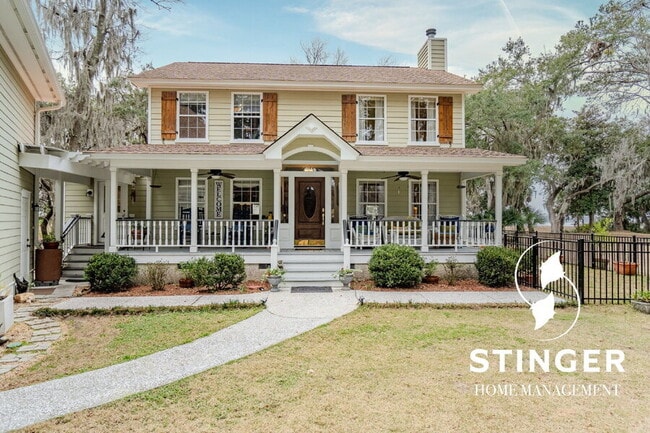 1808 Lenora Dr in Port Royal, SC - Building Photo - Building Photo