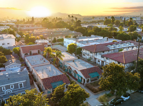 615 S Columbus Ave in Glendale, CA - Foto de edificio - Primary Photo