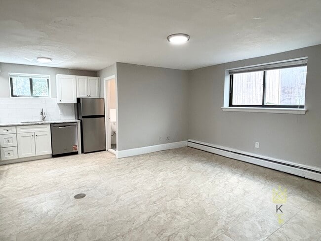 50 Harvard Ave, Unit #B1 in Brookline, MA - Building Photo - Building Photo