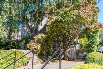 The Birch in Seattle, WA - Building Photo - Building Photo