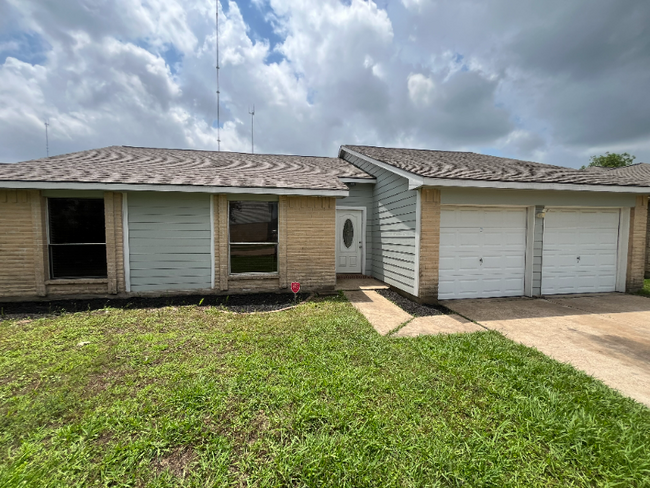 property at 8207 Lone Quail Dr