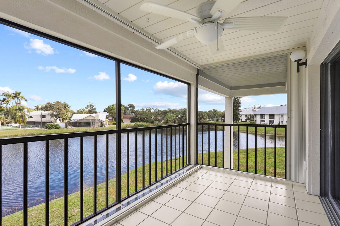 2243 NW 22nd Ave in Stuart, FL - Building Photo