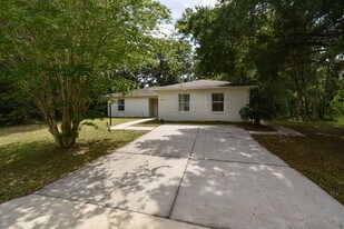 86 Redwood Track Course in Ocala, FL - Building Photo