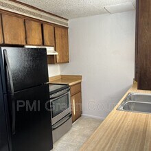 404 E Redwood St in Coweta, OK - Building Photo - Building Photo