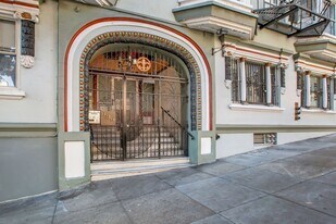 839 Leavenworth in San Francisco, CA - Building Photo