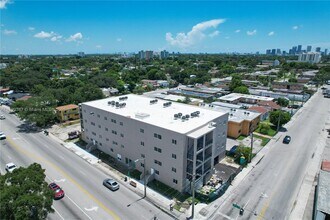 2311 NW 22nd Ave in Miami, FL - Building Photo - Building Photo