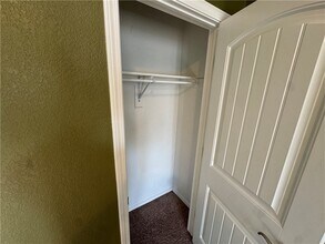 6505 S 50th St, Unit E-212 in Rogers, AR - Building Photo - Building Photo