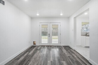 3822 W Calgary Ct in Irving, TX - Building Photo - Building Photo