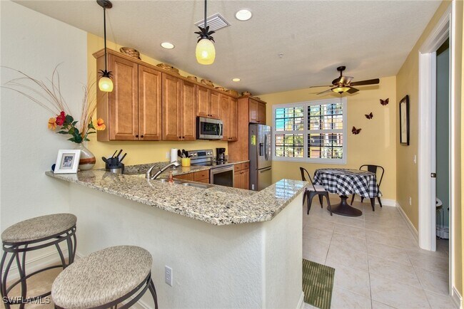 9102 Capistrano St S in Naples, FL - Foto de edificio - Building Photo