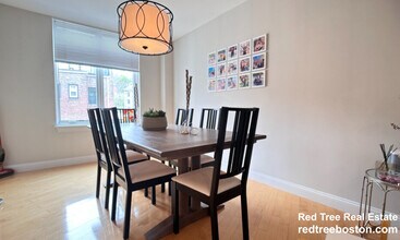 1601 Beacon St in Brookline, MA - Foto de edificio - Building Photo