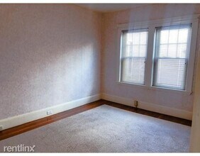 64 Freeman St-Unit -# 1 in Arlington, MA - Building Photo - Building Photo