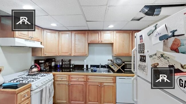 property at 17 Glenville Ave