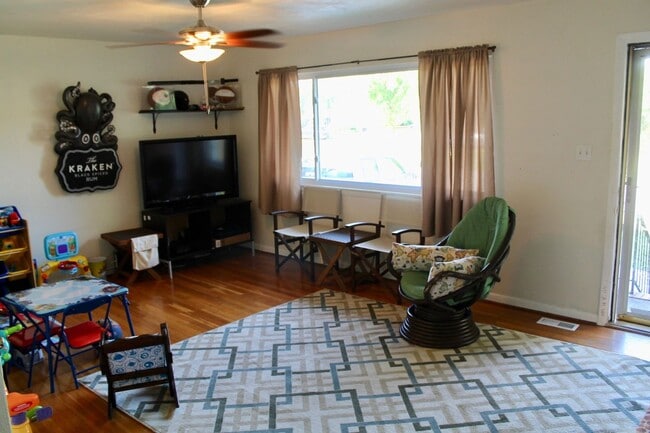 4705 Nuttfield Ln in Virginia Beach, VA - Building Photo - Building Photo