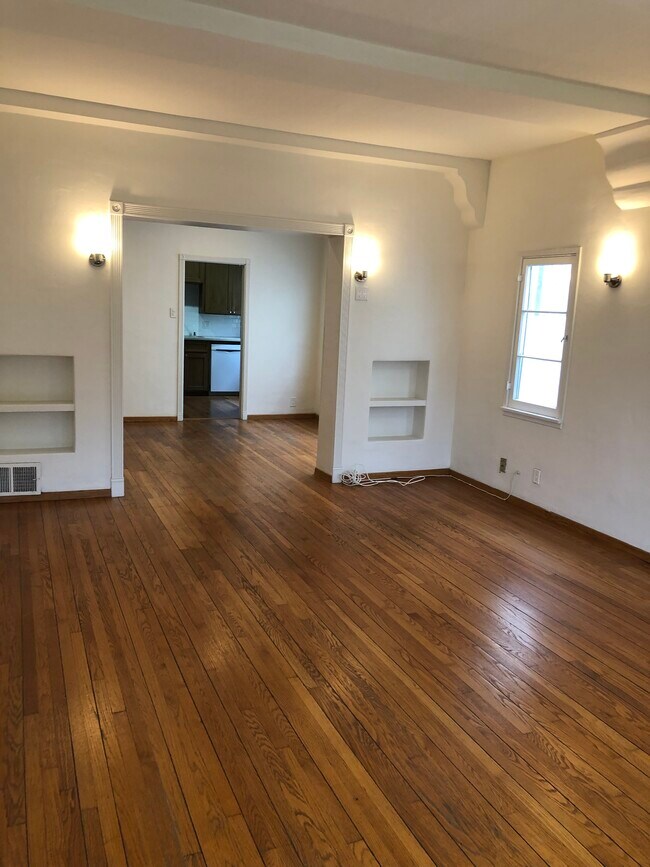 855 S Shenandoah St in Los Angeles, CA - Building Photo - Building Photo
