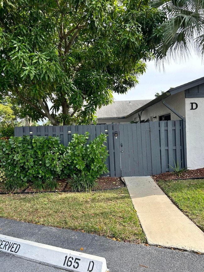 property at 1158 Summit Trail Cir