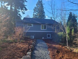 3404 Taylor Ave in Bellingham, WA - Building Photo