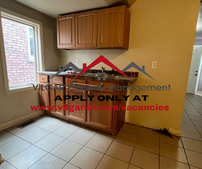 property at 4842 Northcote Ave