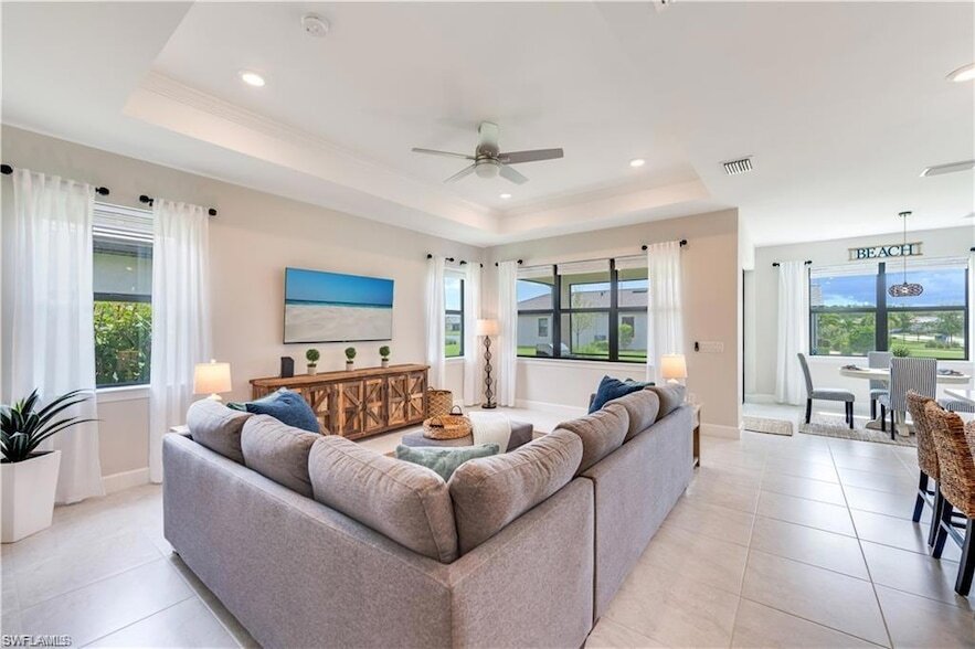 20024 Hartford Blvd in Estero, FL - Building Photo