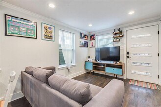 2203 Santa Rita St in Austin, TX - Building Photo - Building Photo