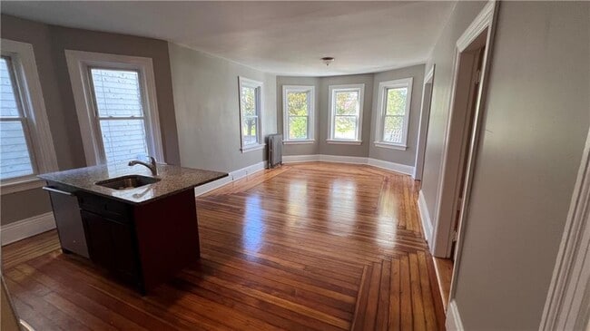 93 Raymond St in Providence, RI - Building Photo - Building Photo