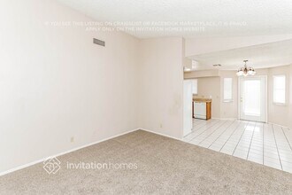 7608 Velvet Canyon Ave in Las Vegas, NV - Foto de edificio - Building Photo