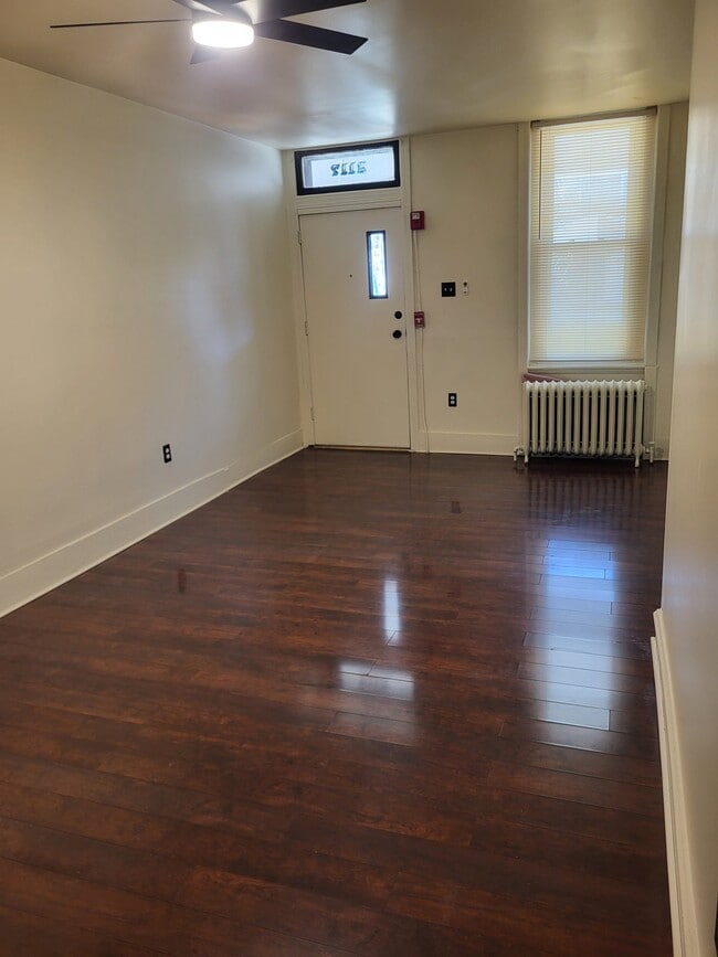 2117 W Ontario St in Philadelphia, PA - Building Photo - Building Photo