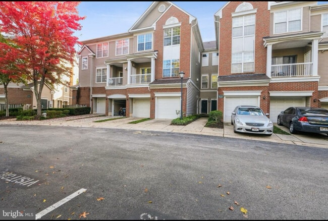 property at 14417 Hampshire Hall Ct