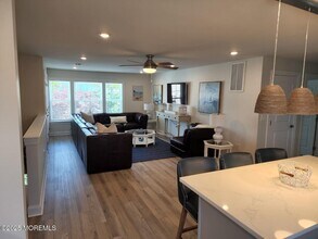 107 Woodland Ave in Avon By The Sea, NJ - Building Photo - Building Photo