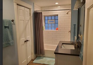 2150 W Arthur Ave in Chicago, IL - Building Photo - Building Photo