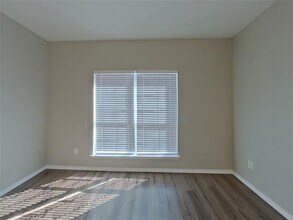 2784 Sweetbriar Ln in Grand Prairie, TX - Building Photo - Building Photo