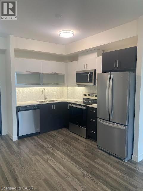 property at 128 King St N