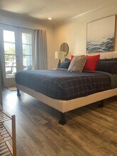 1282 Beach Blvd in Biloxi, MS - Foto de edificio - Building Photo