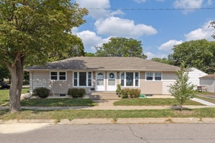 2104-2106 E 58th St in Minneapolis, MN - Building Photo