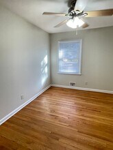 12208 E 53rd St in Kansas City, MO - Building Photo - Building Photo