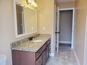 502 Tomahawk Trail in Woodstock, GA - Building Photo - Building Photo