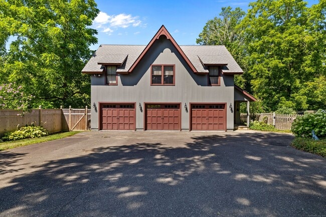 property at 9 Ashby St