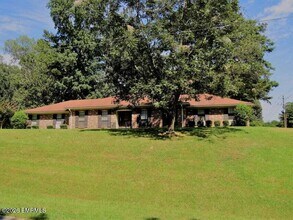 8410 Cedar Ridge Cir in Meridian, MS - Building Photo - Building Photo