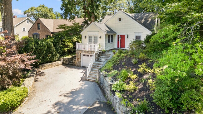 property at 15 Ridge Rd
